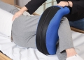 Poduszka do obracania pacjentów leżących Bublle Roll z pompką Timago - zastosowanie przez chorego 3