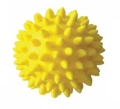 Qmed MASSAGE BALL Piłeczka rehabilitacyjna z kolcami (żółta)